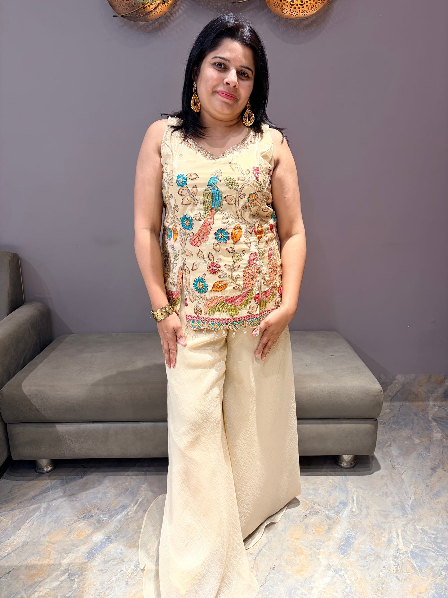 Designer Glass Tissue Bieze color Peacock Design Indo Western